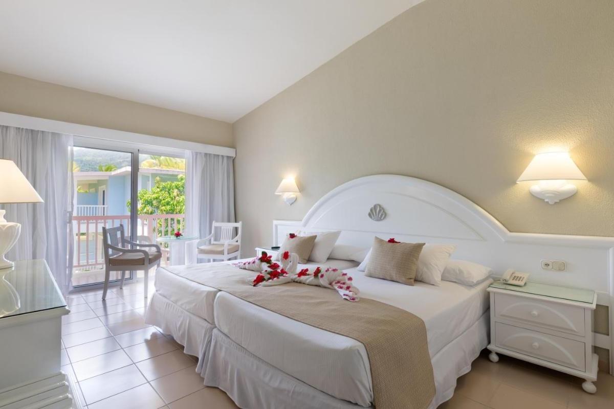Playabachata Puerto Plata Exterior photo Deluxe room